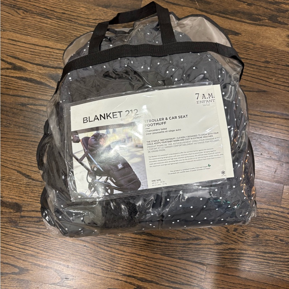 7 A.M. Enfant Black Stroller Blanket